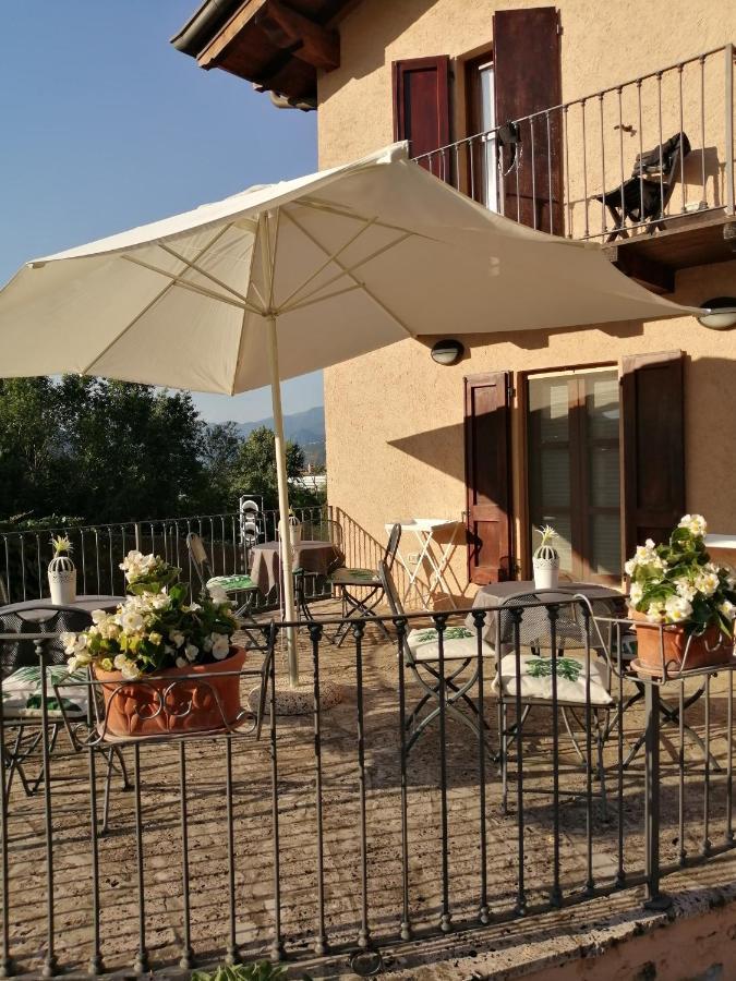 B&B Ronco Degli Ulivi Изео Екстериор снимка