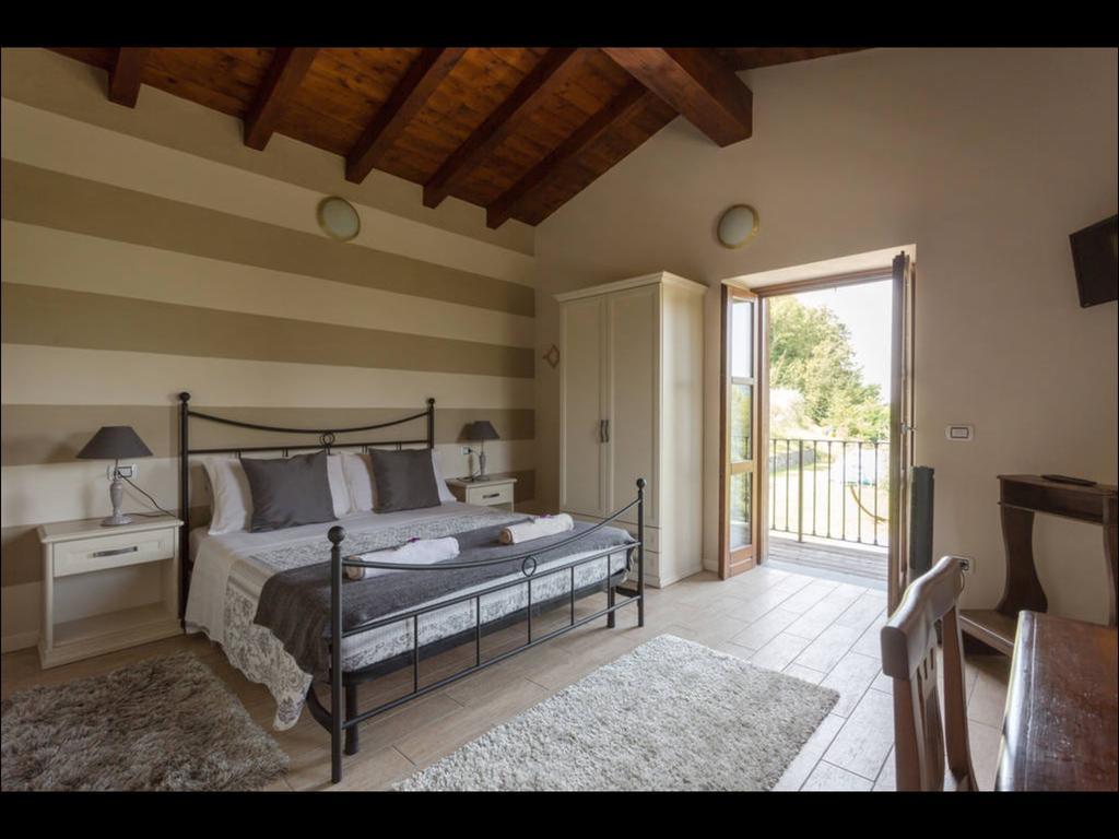 B&B Ronco Degli Ulivi Изео Екстериор снимка